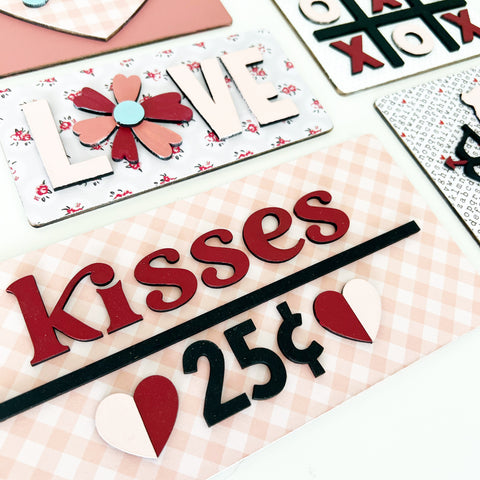 Tiered Tray Set - Kisses