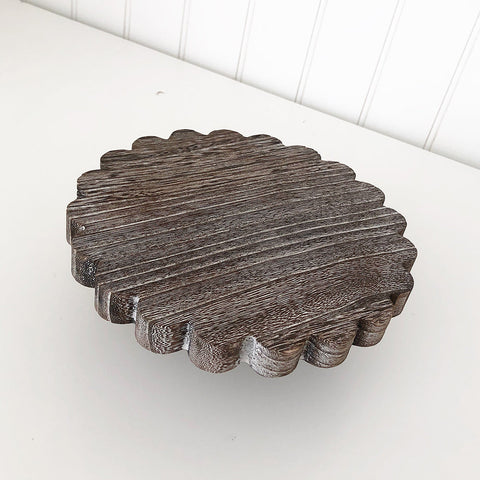 Scalloped Stand - Antique Brown